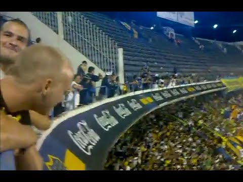 "Ingleses no pueden creer el aliento en la Bombonera |Luego de perder|" Barra: La 12 &bull; Club: Boca Juniors