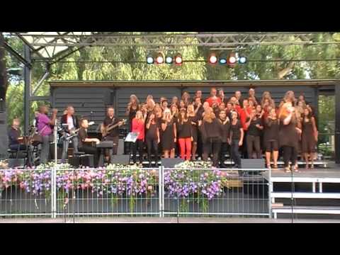 Joybells of the 90th - I Won't Turn Back - Stockholm Gospel Choir Festival 2013