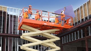 What’stheDifferenceBetweenANSI&OSHA?