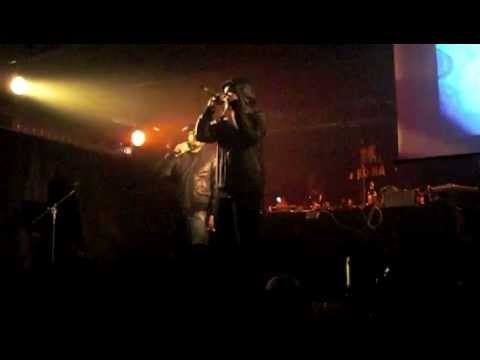 Dest Night @ init - SUAREZ Feat. LINO C'è poco da Ride