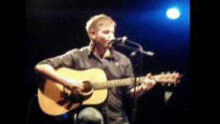 Izarren hautsa - Mikel Urdangarin (Internet Kafe)