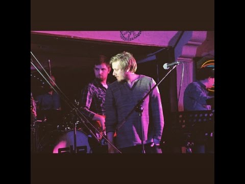 Şanışer ft. Bela - Dönülmez Yollar