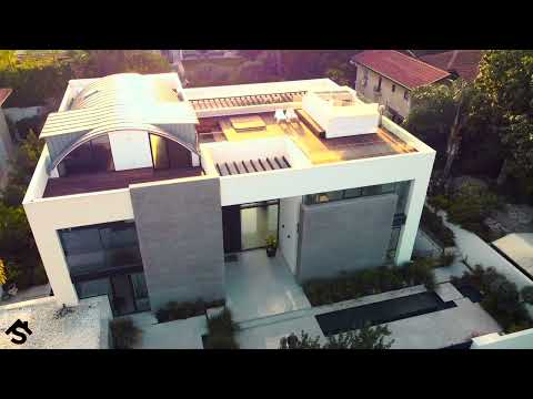 A luxurious villa Shaashua Real Estate