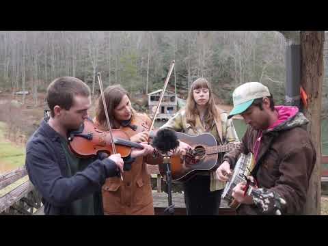 The Onlies - You Climb The Mountain