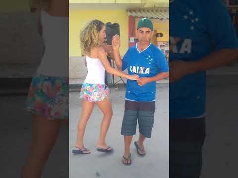 Daniel campos e Aline fiorentine forró da padaria Itaúnas