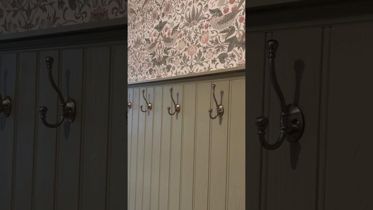 Easipanel Wall panelling Idea | Kitchen | Hallway #panelling #diy