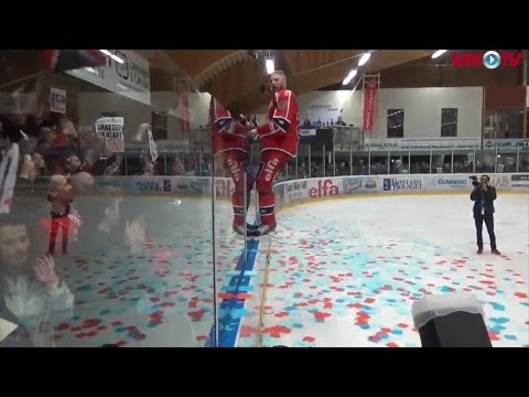 Västervik klara för Allsvenskan, slutminut och intervjuer på isen