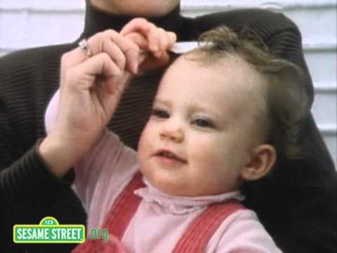 Sesame Street: Fixing My Hair