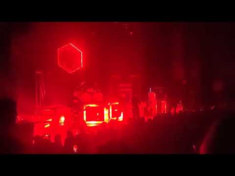 MASS HYSTERIA "vae soli" métaphone 3/02/2024