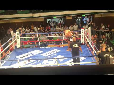 Reon Wong- UK VS Asaf Aslanov -Azerbaijan