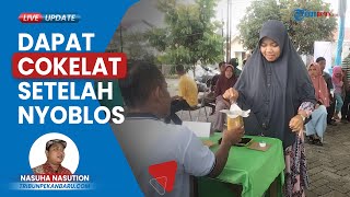 TPS Unik di Pekanbaru seusai Nyoblos Pemilih Dihadiahi Cokelat