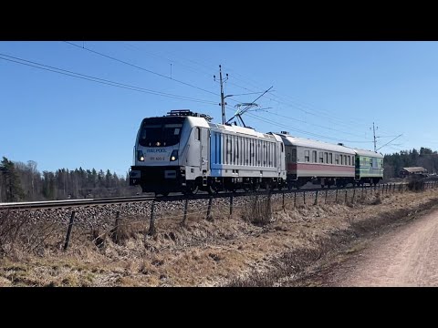 Tåg som tutar del 2 runt om i Sverige! Svenska tåg!