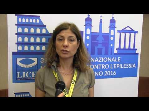 Dolore alle articolazioni del polso delle mani e dei piedi Quando si espira il dolore alle articolazioni