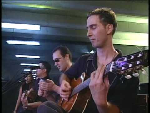 BAILO Y CONSPIRO - DIOS CÓMO PUEDO (MUSINET 2° ANIVERSARIO)