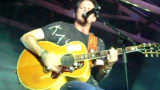 preview picture of video 'Gary Allan- Right Where I Need To Be Ruston, LA Rabbs 5-15-09'