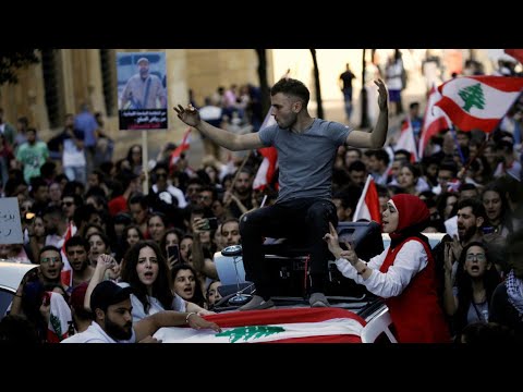 لبنان مقتل شخص خلال احتجاجات تلت بث كلمة الرئيس عون