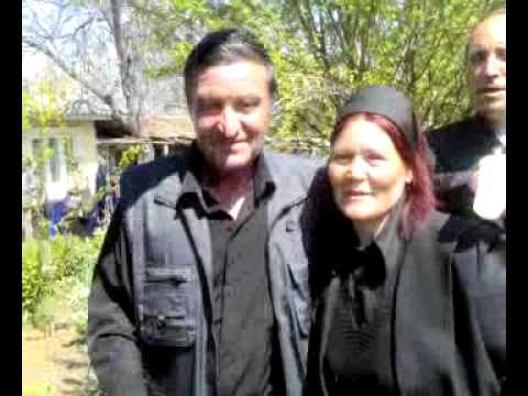 VARASTI Jud.Calarasi Mormintarea lui Nelu! Cumnat Sot si Tata..mp4