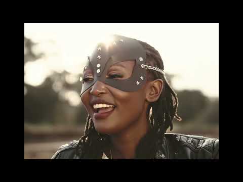 Le'Laika -  GIMME THAT - Video