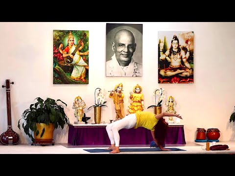 Yogaübungen Ayurveda Yogastunde: Kapha mit Julia Lang 16:30 Uhr 19.07.2020