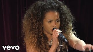 Ella Eyre - Elastic Heart (SIA cover in the Live Lounge)