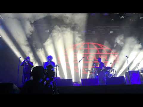 Los Fabulosos Cadillacs - Intro Astral - Concepción,  Chile 11 abril de 2026.