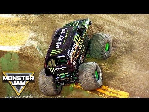 Monster Energy Full Freestyle Run | Monster Jam World Finals XVII (2016) | Monster Jam