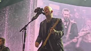 Apulanta &amp; Sinfonia Lahti - Valot pimeyksien reunoilla @ Nokia Arena, Tampere 25.10.2024