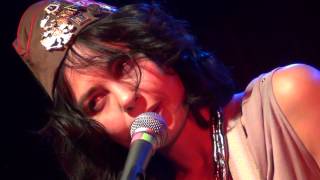 Chinawoman - Party Girl (live @ 16 Tons Club)