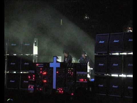 Gaspard Auge from Justice - phone interview with The Loose Cannons on Kiss radio.