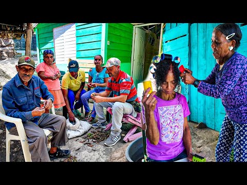 THIS IS HOW EVERYONE REACTED TO RECEIVING THESE GIFTS🎁 | LIFE IN THE DOMINICAN COUNTRYSIDE