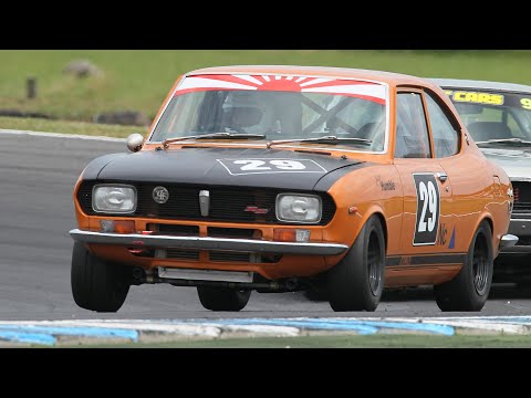 1971 Mazda RX2 vs American & Australian Muscle Cars - Onboard @ 10,000rpm!