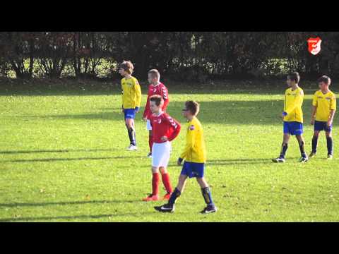 voetbalwedstrijd Rood Wit D3   Internos D6