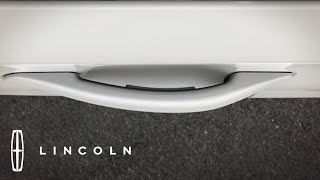 What is Lincoln® Light Touch Handle Electronic Door System? | How-To | Lincoln