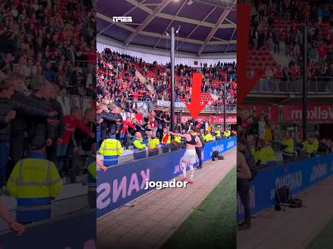 Ele chorou pela camisa do seu ÍDOLO!! 🥺