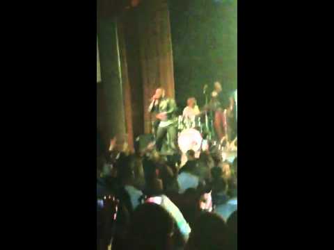 Los desiguales la pase de maravilla