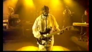 Wyclef Jean : &quot;911&quot; et &quot;Diallo&quot; live 12.02.2001.