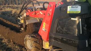 Chargeuse multifonctionnelle Ditch-Witch Zahn R300 | Image 8 - Machineryline