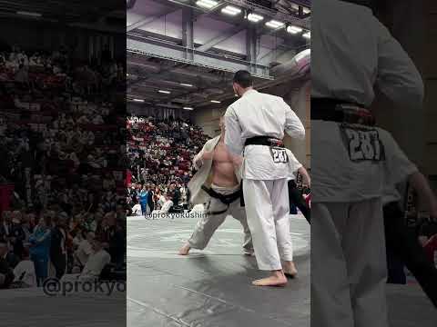 1/8 -80kg Oskar Gębala (Poland,aka) - Ron Cooper (Israel) WKB World Kyokushin Karate Championship
