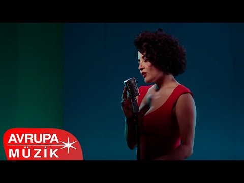 Göksel - Aşkın Yalanmış (Official Video)