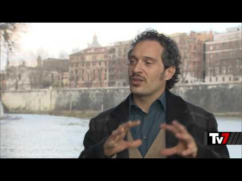 Tv7 del 18 marzo 2016 - JEEG IL FENOMENO di Cinzia Fiorato