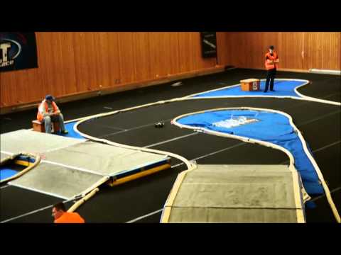 Indoor Dirt Race Edling 2013 2. A-Finale 4WD
