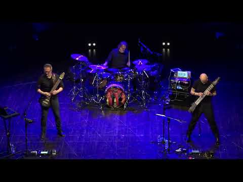 Stick Men - Breathless (Robert Fripp)