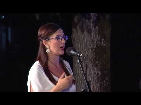 Klapa Sv. Nikola (Metković) - Prid oltarom kleči diva