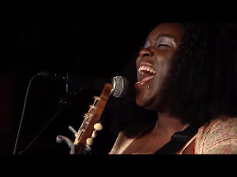 download lagu mp3 mp4 Yola Carter, download lagu Yola Carter gratis, unduh video klip Yola Carter