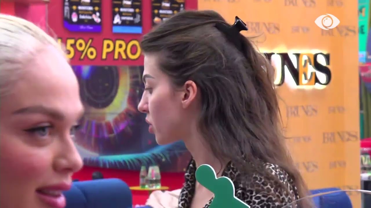 “Pse të pëlqen të fusësh hundët aty ku nuk duhet?”/ Loredana debaton me Gertën