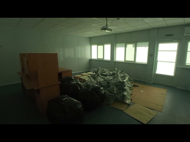 Фото Результати роботи. У відео показані зібрані меблі.