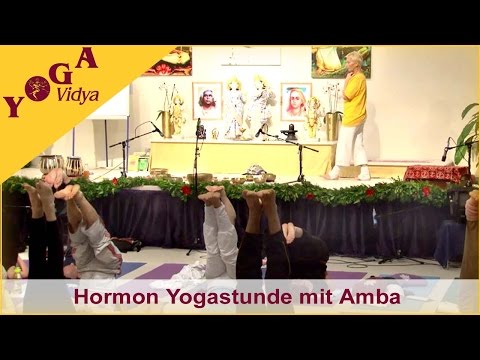 Hormon Yogastunde mit Klangschalenbegleitung mit Amba - Yoga Kongress 2015