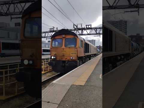 #class66 leaving Southend Victoria Station 13/10/25 #train #railway #trainspotting #freighttrain