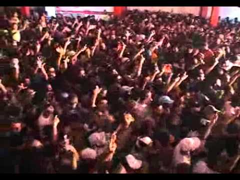 Mc Mazinho - É o Kit - Furacão 2000: Tsunami #37