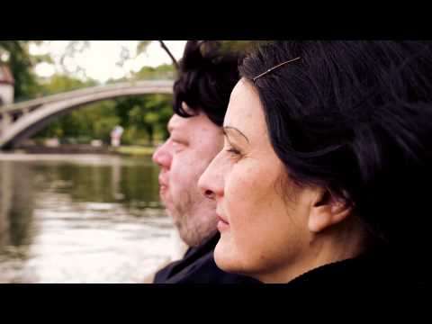 Cora Frost - Zeit ist ein Arschloch